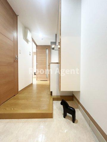 ベルビレッジ覚王山の玄関