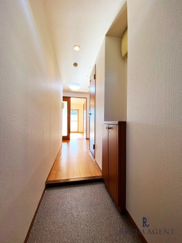 ベレーサ山王の玄関