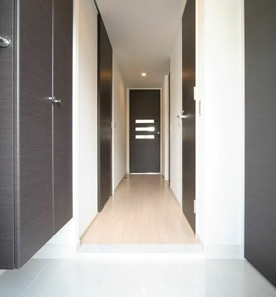 マリオン千種の玄関