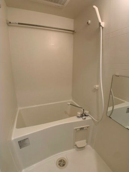 ライジングコート名古屋駅前東の浴室