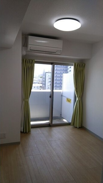 リナージュ佐古前の居間・リビング