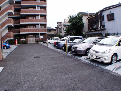 ★敷地内機械式駐車場★（空き状況・使用料等詳細はご確認下さい）