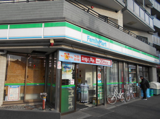 ファミリーマート海田宮西町店まで110ｍ