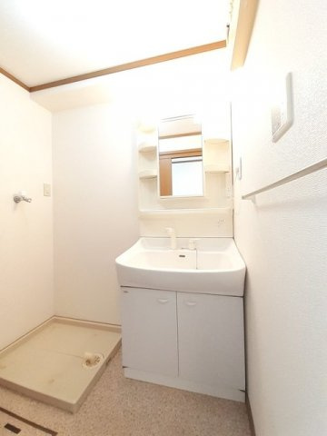 Ｋ’ｓスクエアー　Ｂの洗面所