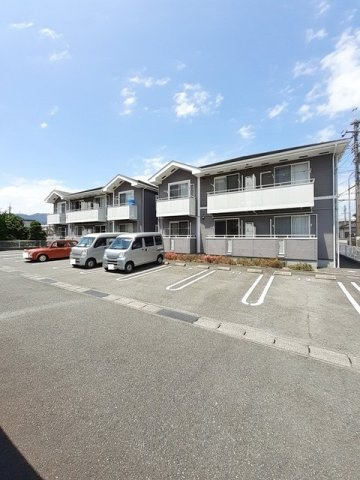 Ｋ’ｓスクエアー　Ｂの駐車場