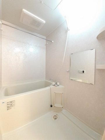 Ｋ’ｓスクエアー　Ｂの浴室