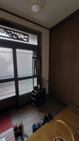 和歌山市下三毛　中古戸建の玄関