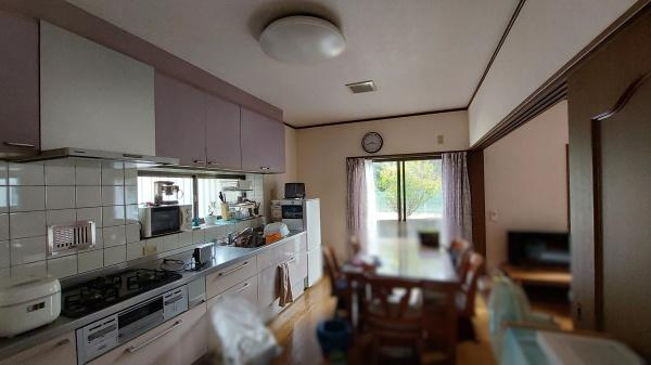 和歌山市下三毛　中古戸建のキッチン