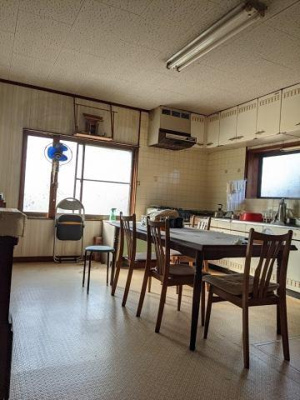 【居間・リビング】 | 淀江町今津6DK　戸建