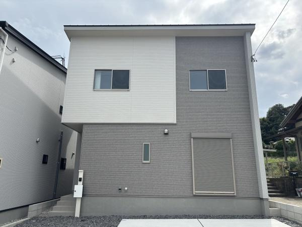 岡崎市真伝町第1　全2棟・2号棟