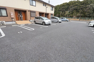 【駐車場】 | フィオーレ　弐番館