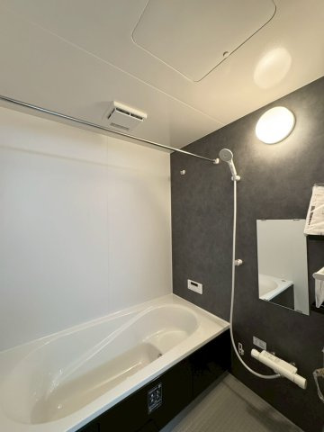 【前面道路含む現地写真】の画像