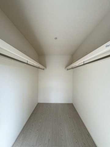  For.M Iーフォルムー小倉南区上貫2丁目4期　【小倉南区　新築戸建て】の収納|整理整頓が楽しくなる、大容量のウォークインクローゼット。　【小倉南区　新築戸建て】