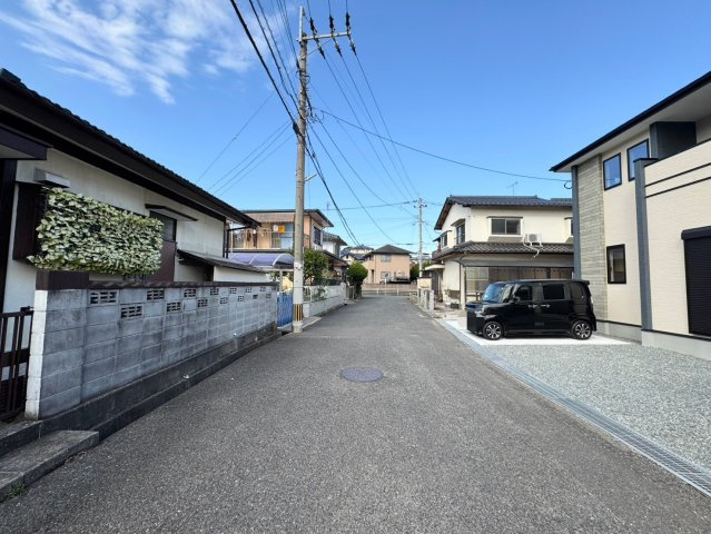  For.M Iーフォルムー小倉南区上貫2丁目4期　【小倉南区　新築戸建て】の前面道路含む現地写真|現地撮影　2025,11,17　For.M Iーフォルムー小倉南区上貫2丁目4期　【小倉南区　新築戸建て】