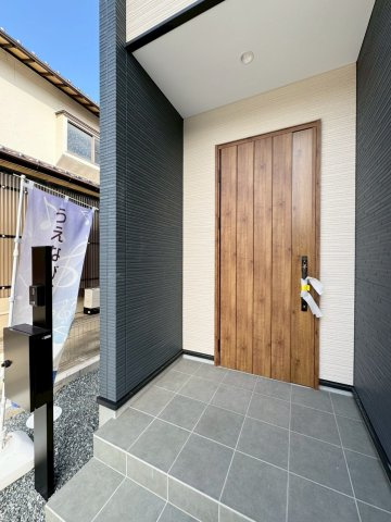  For.M Iーフォルムー小倉南区上貫2丁目4期　【小倉南区　新築戸建て】の玄関|玄関の外壁にもこだわったお洒落な玄関♪　【小倉南区　新築戸建て】