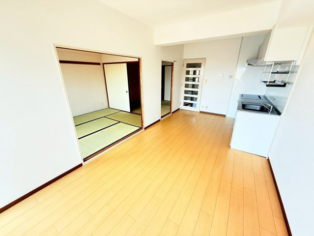 アビタシオン中津の居間・リビング