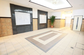 【エントランス】