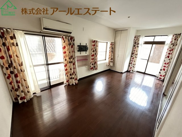 姫路市広畑区高浜町4丁目　　山陽電鉄「天満駅」徒歩5分の居間・リビング