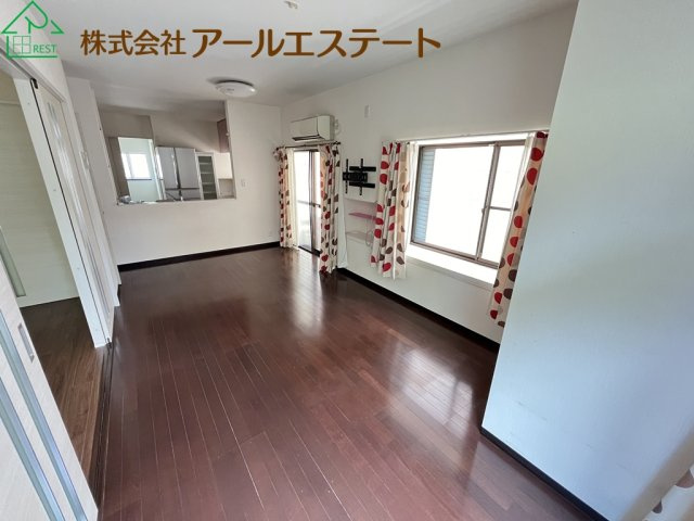 姫路市広畑区高浜町4丁目　　山陽電鉄「天満駅」徒歩5分の居間・リビング