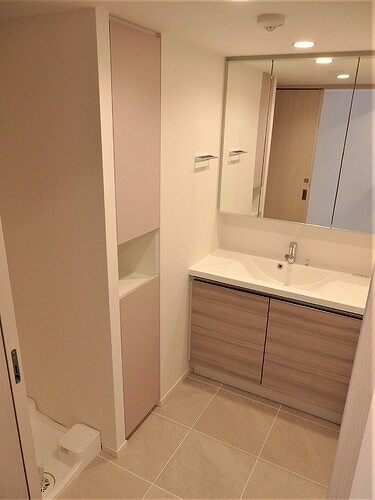 Brun Pilier日本橋の洗面所|５月８日撮影（２０２５年６月１３日竣工・建設中）