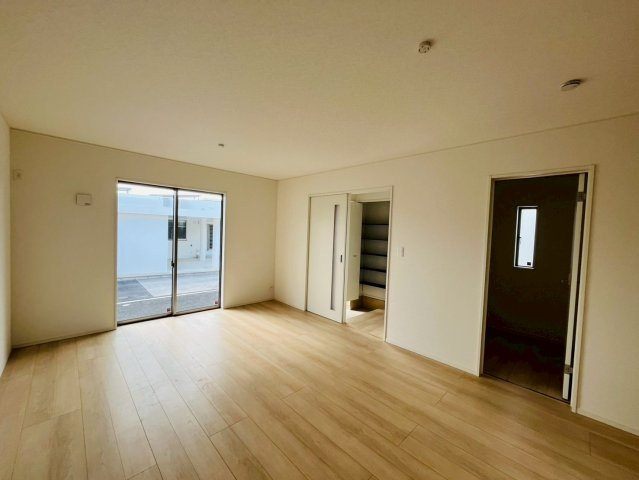 ♥♥うるま市石川第７-１号棟（全4棟）の居間・リビング|１号棟お気軽にお問い合わせください♪