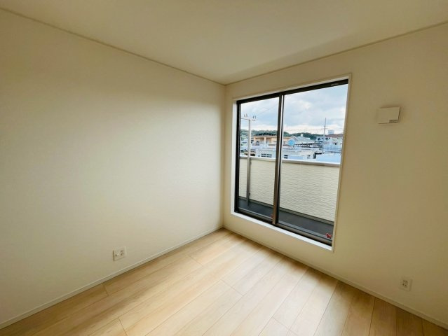 クレイドルガーデンうるま市石川第７-１号棟（全4棟）の洋室|１号棟お気軽にお問い合わせください♪