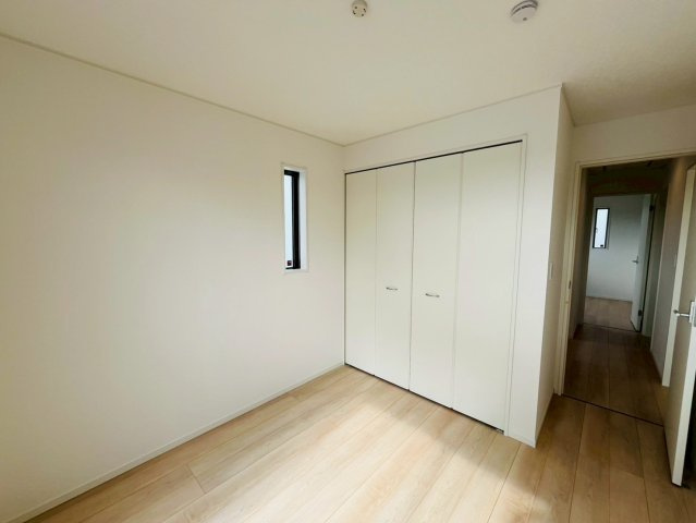 クレイドルガーデンうるま市石川第７-１号棟（全4棟）の洋室|１号棟お気軽にお問い合わせください♪