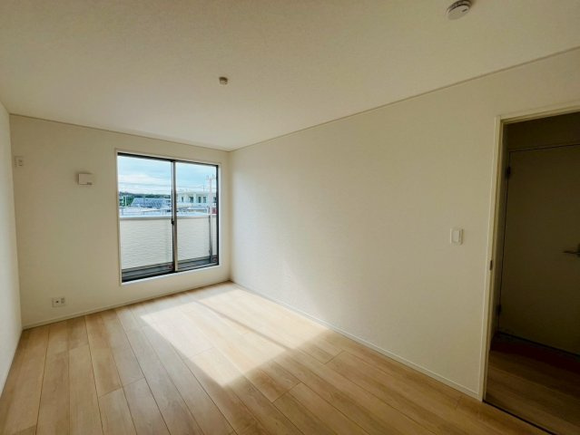 ♥♥うるま市石川第７-１号棟（全4棟）の洋室|１号棟お気軽にお問い合わせください♪