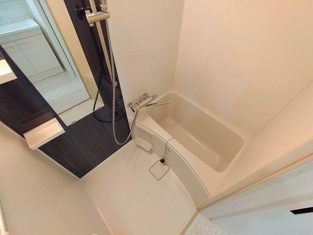 神戸市須磨区妙法寺字道正川のアパートの浴室