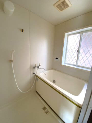 速水アパートの浴室