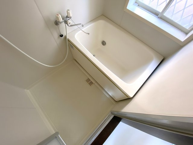 速水アパートの浴室