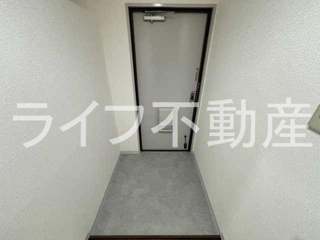 フローラルハイツ大興の玄関|明るい玄関です