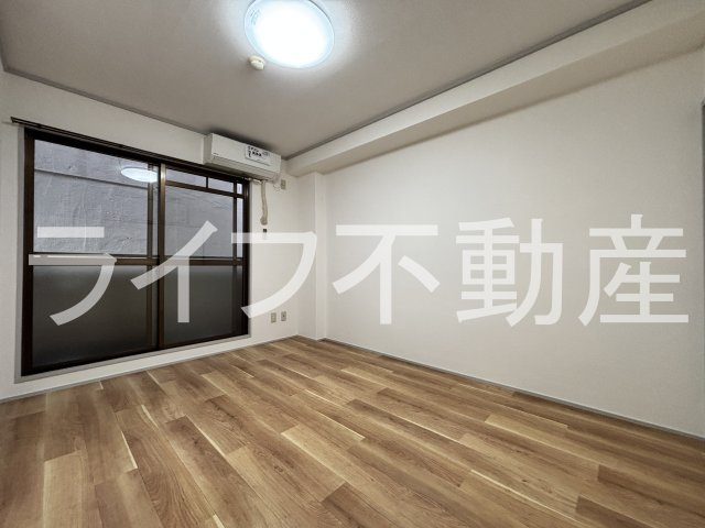 フローラルハイツ大興の居間・リビング|ゆったりとした居間です