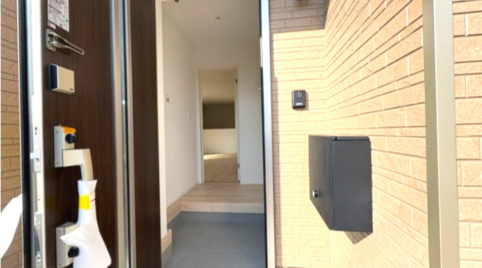 明石市大久保町高丘5丁目の玄関