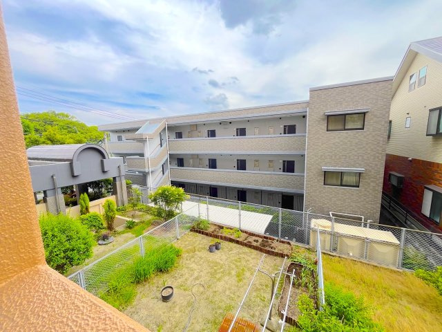 エバーライフ東平尾公園IIの展望