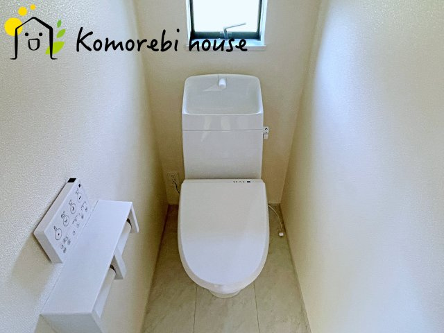 伊奈町小室1250番　新築一戸建て　ハートフルタウン　Aのトイレ