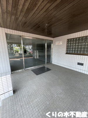 【エントランス】 | センチュリーハイツ | 落ち着いたエントランスです
