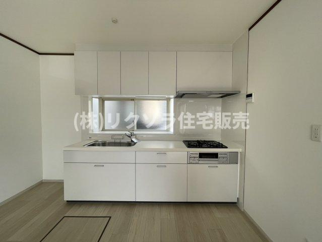 末広町　中古一戸建てのキッチン|LDK18.12帖
■物件内覧・資金計画相談・住宅ローン相談、リフォーム相談、お問合せ受付中■
※当日・翌日のご内覧、ご相談はお電話でのお問合せがスムーズです！