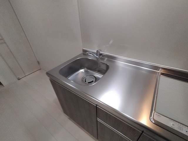 神戸市兵庫区本町１丁目のアパート