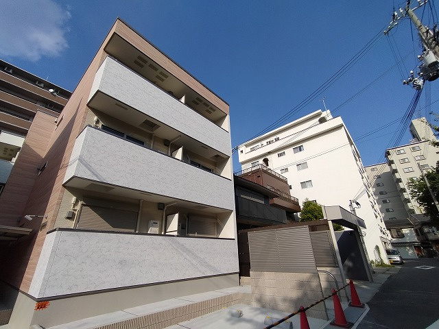神戸市兵庫区本町１丁目のアパート