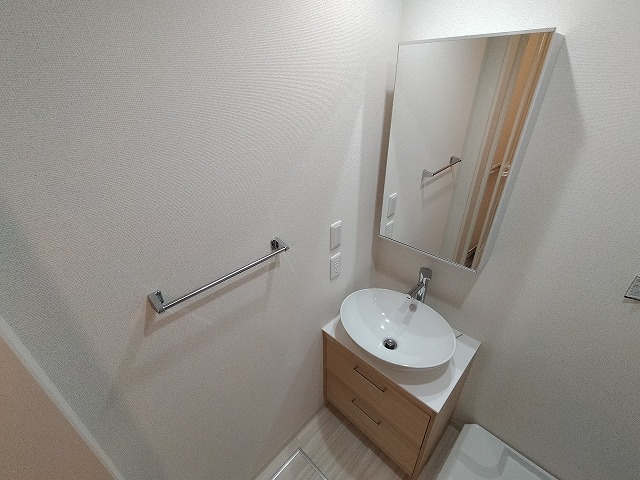 神戸市兵庫区本町１丁目のアパートの洗面所