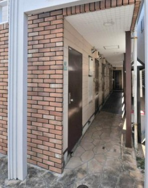 【エントランス】 | Ｗｈｉｔｅ　Ｐｅａｃｅ