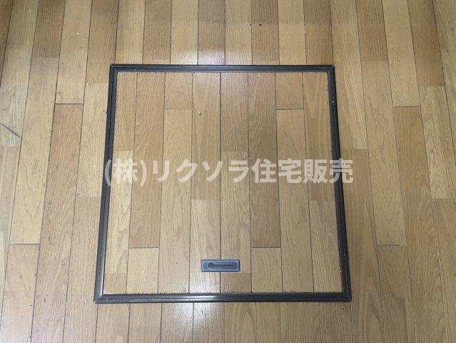 村野高見台　中古一戸建ての収納|床下収納
■物件内覧・資金計画相談・住宅ローン相談、リフォーム相談、お問合せ受付中■
※当日・翌日のご内覧、ご相談はお電話でのお問合せがスムーズです！