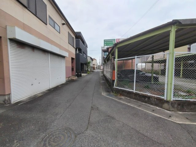 ６５４３９　岐阜市山吹町事業用の外観