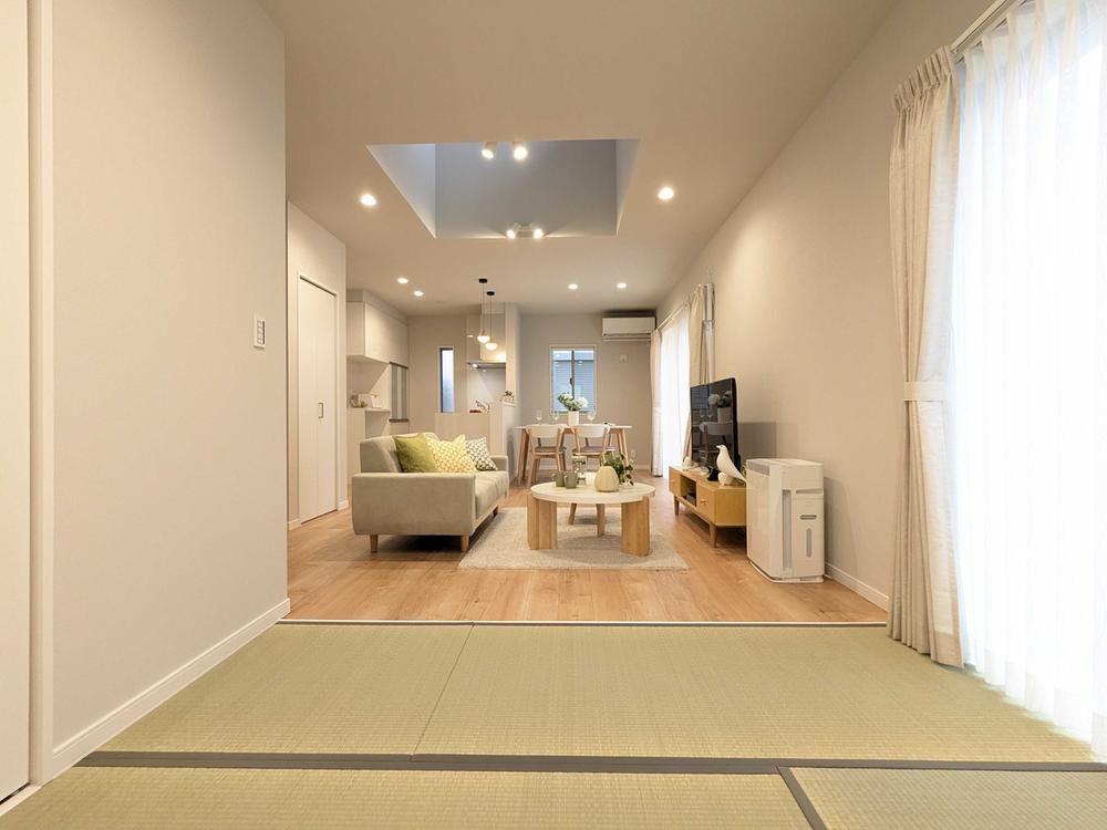 栃木市箱森町　新築戸建2-5の居間・リビング