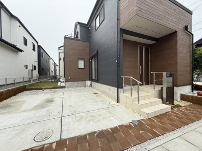 【外観】 | （未公開物件！弊社限定物件）築２年角地５LDK戸建て物件♪