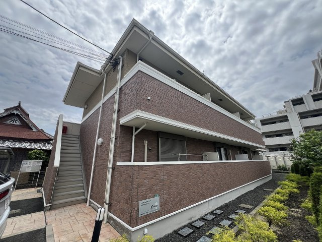 Calm石蓮寺の外観