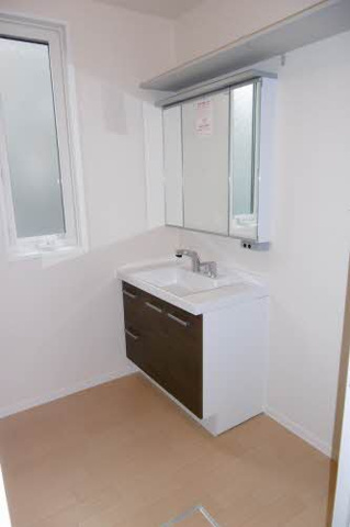 Ｌａ　Ｍａｉｓｏｎ　ＮＯＡ （ラ・メゾン　ノア）の独立洗面台