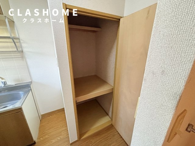 プレミールサンポー 　　刈谷市近郊の賃貸はクラスホームの収納