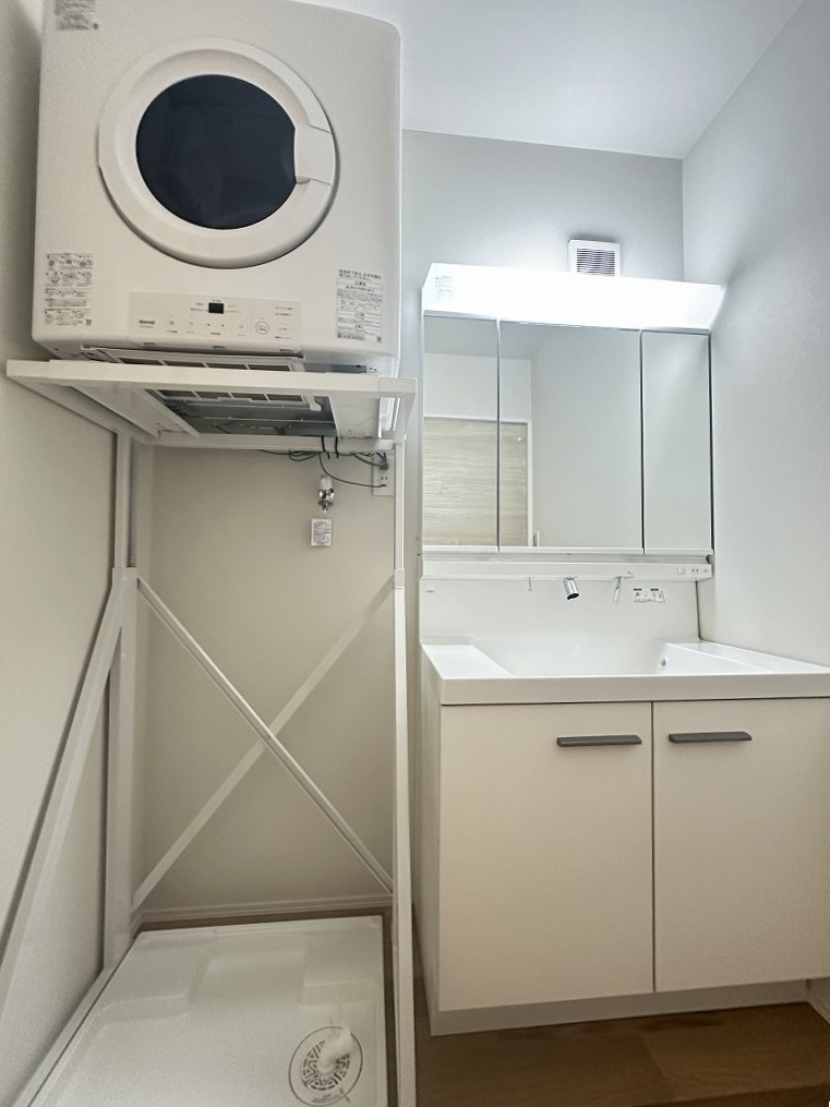 岡山市南区南輝　新築建売住宅の脱衣所